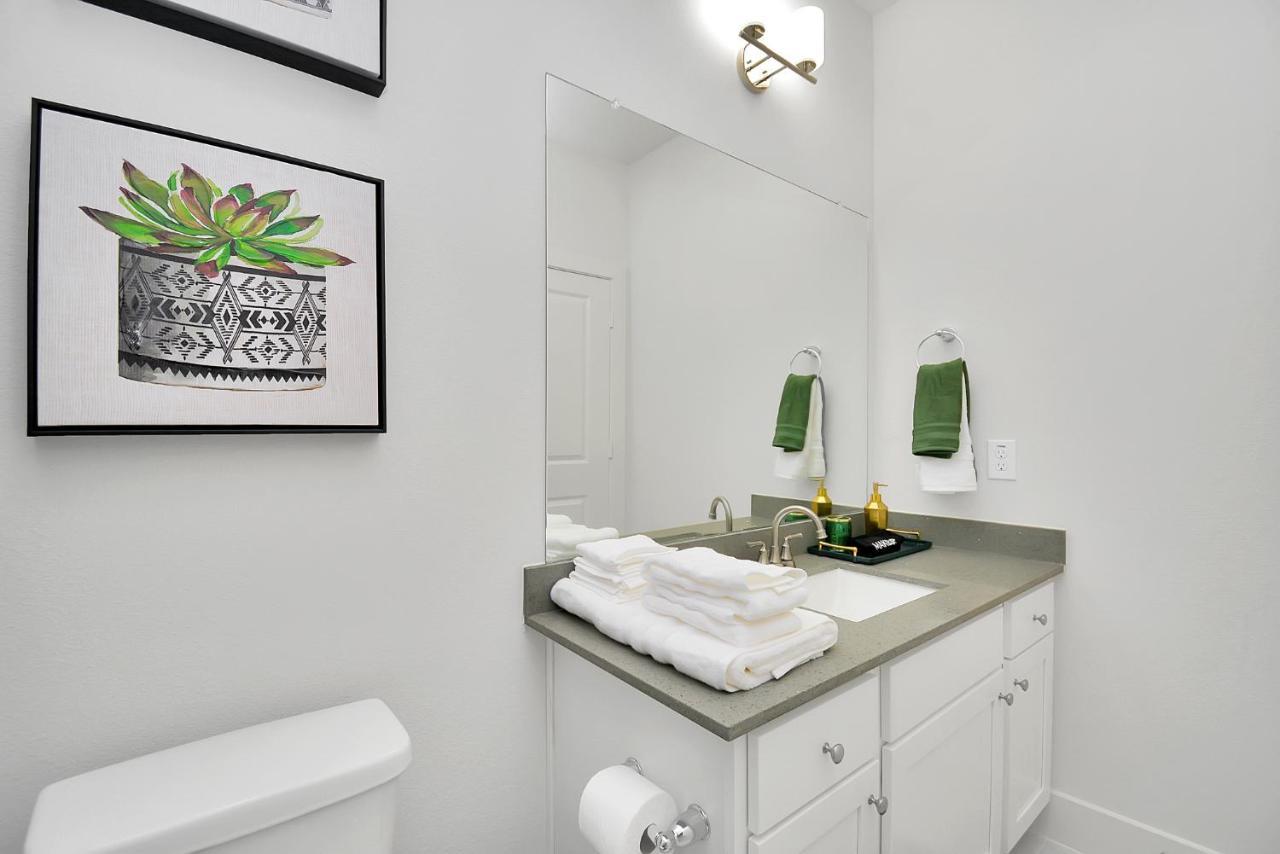 Emerald Palace - New, Modern 3Br Townhome Close To Downtown, Nrg, Med Ctr Houston Eksteriør bilde